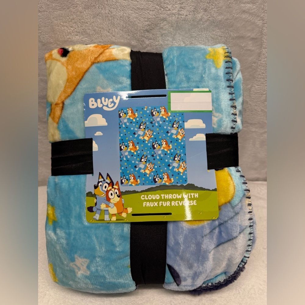 Bluey Kids Throw Blanket 50x60 Plush Fleece Reversible